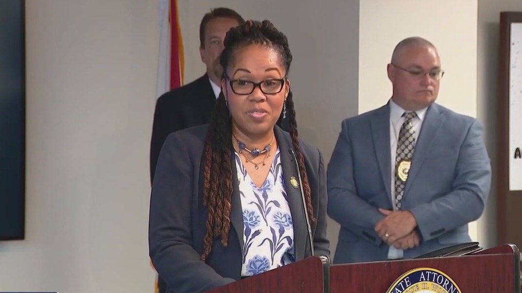 DeSantis suspends Orlando state attorney